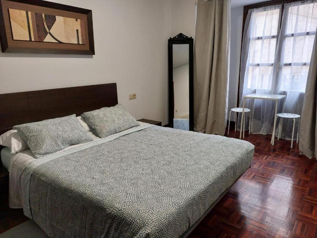 Apartamento Casa Caminante - Habitacion Pamplona Exterior foto